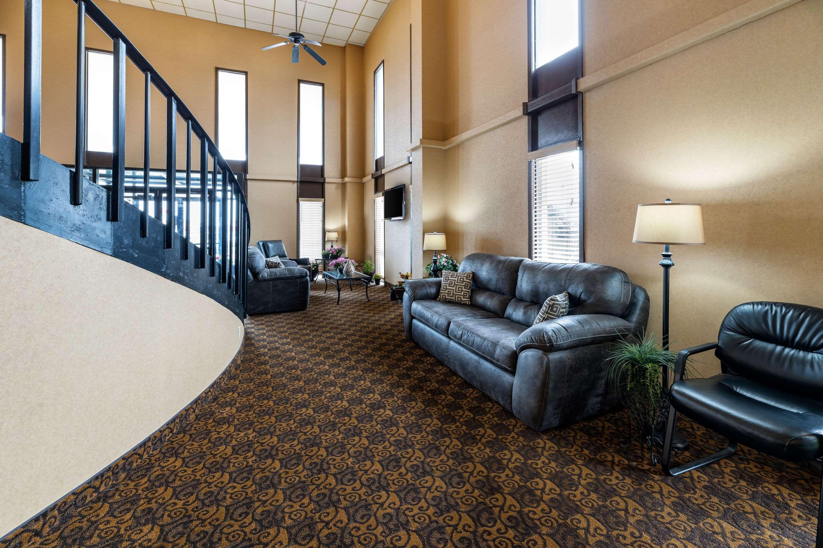 Rodeway Inn South Hutchinson エクステリア 写真