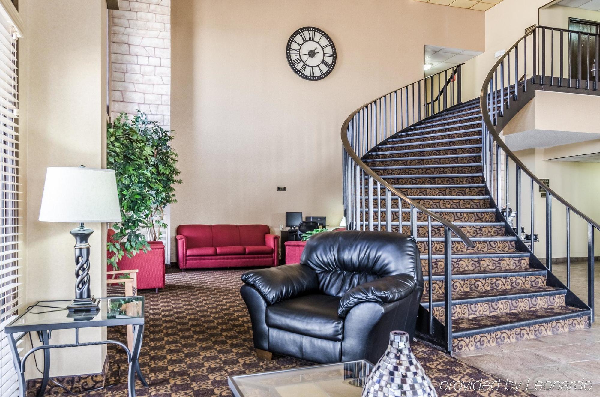 Rodeway Inn South Hutchinson エクステリア 写真